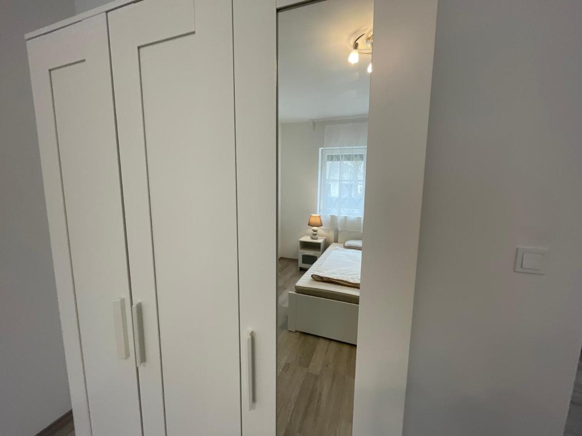שיופוק Sorrento Deluxe Apartment - Jacuzzi מראה חיצוני תמונה