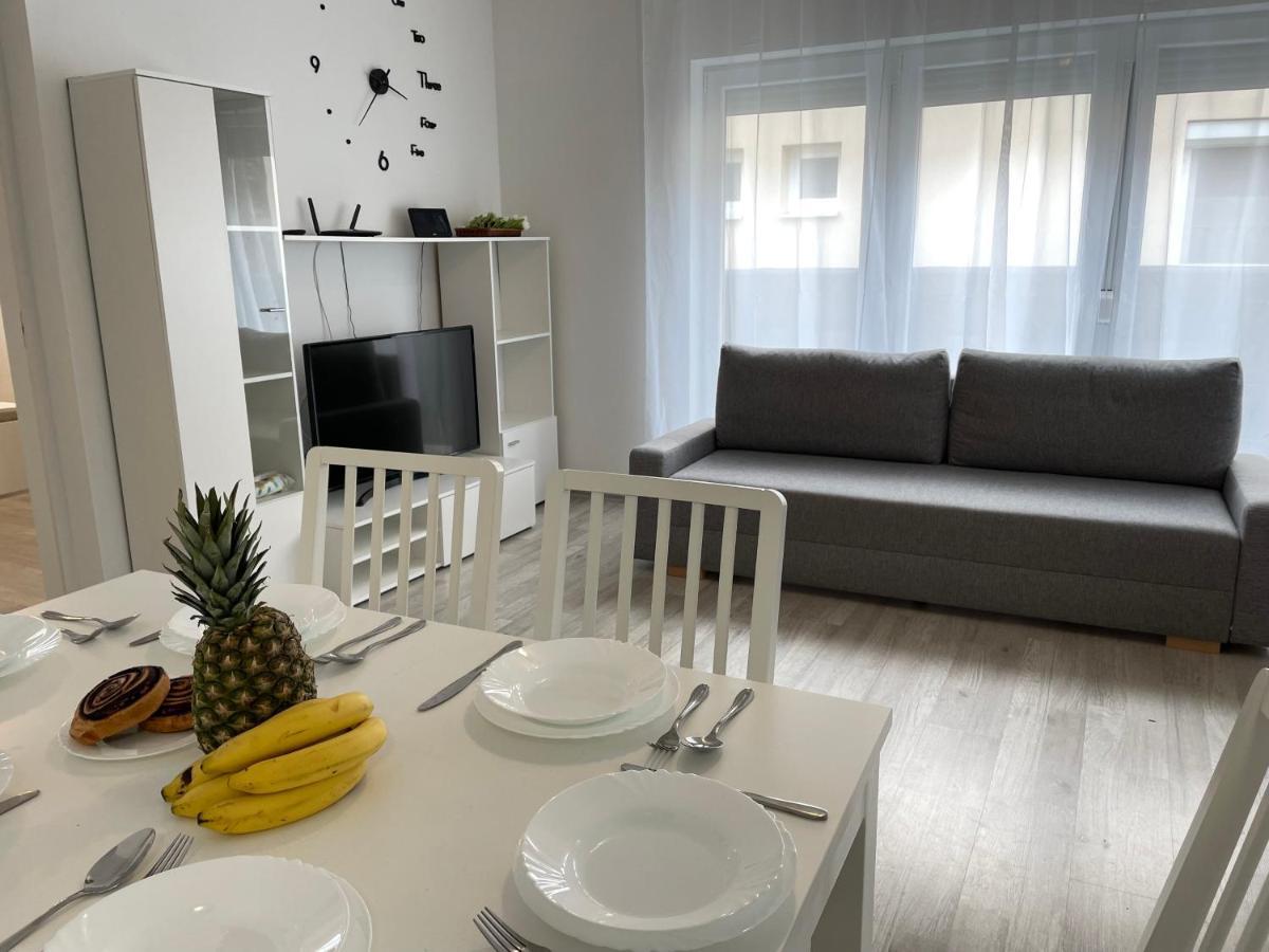 שיופוק Sorrento Deluxe Apartment - Jacuzzi מראה חיצוני תמונה